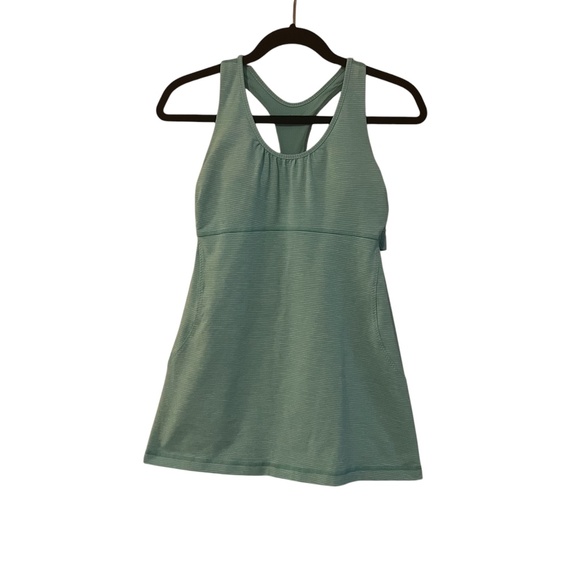 lululemon athletica Tops - Lululemon Women's Blue Sleeveless Tank Size 8